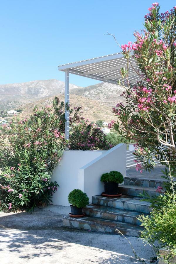 Villa Tonia Parasporos Exterior photo