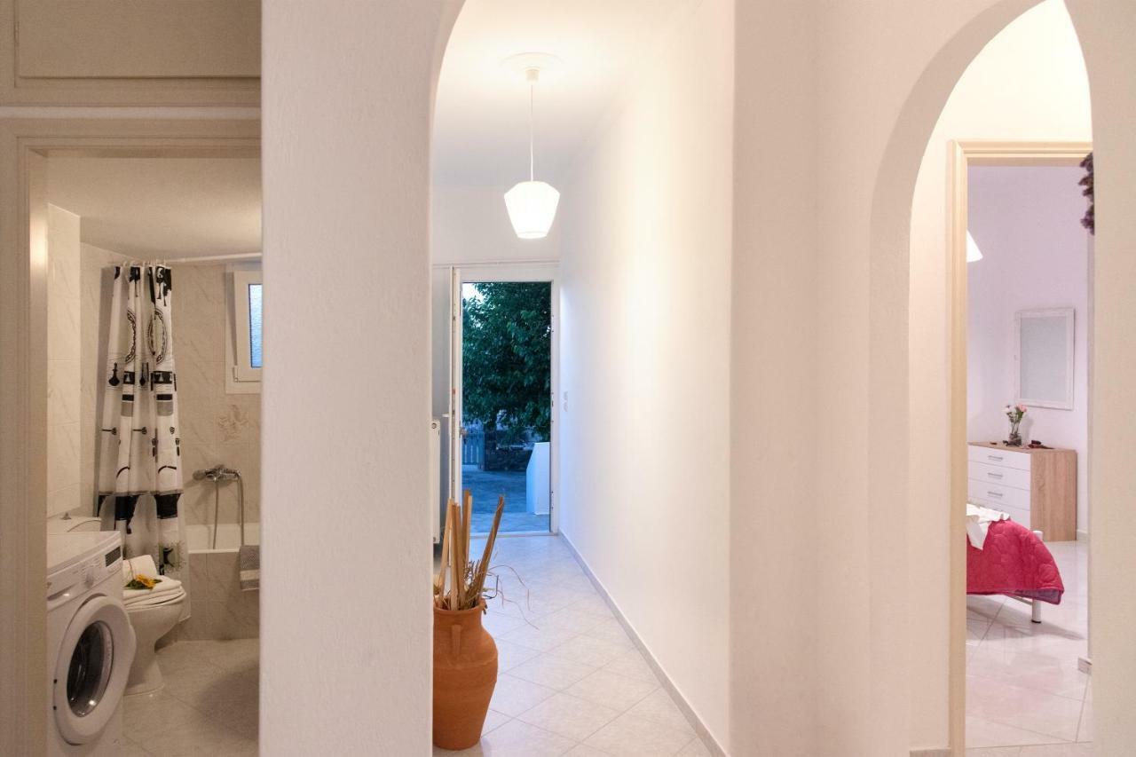 Villa Tonia Parasporos Exterior photo